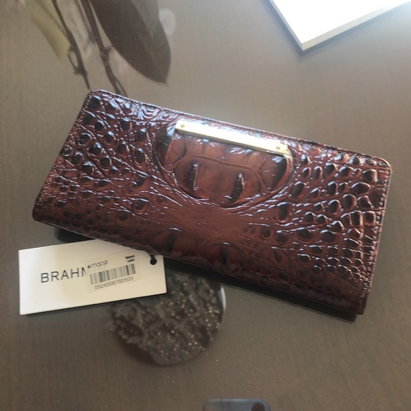 Brahmin alligator wallet - Picture 2 of 3